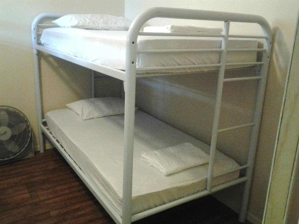 Downtown Hollywood Beach Students' Dormホステル エクステリア 写真
